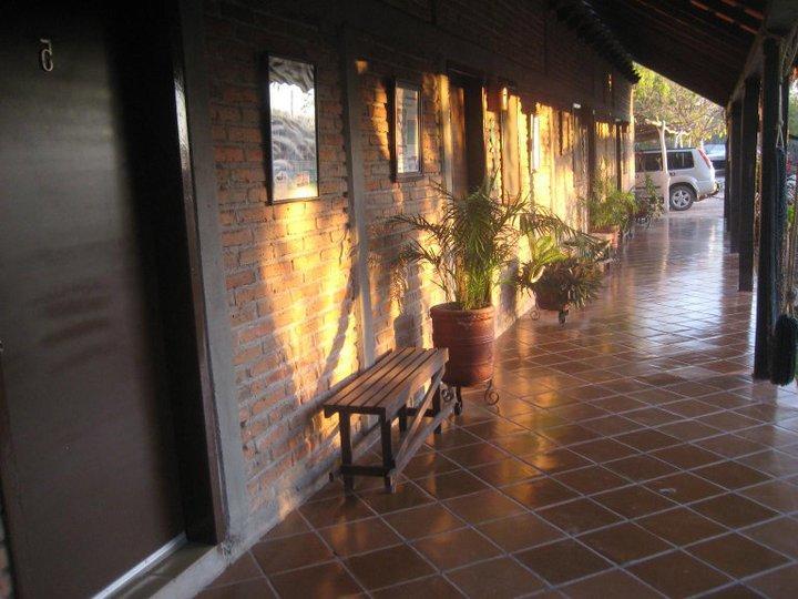 אל פוארטה Hotel Villa Dominguez מראה חיצוני תמונה